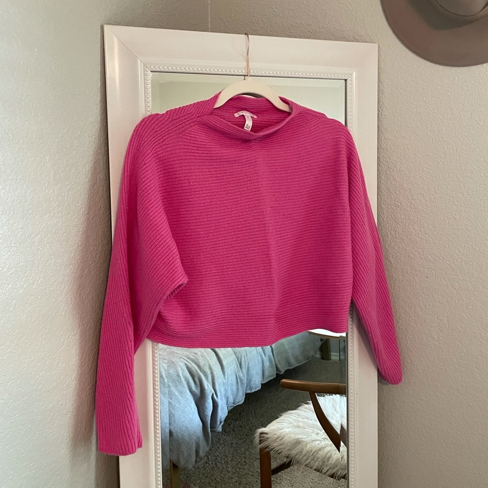 Leith pink sweater